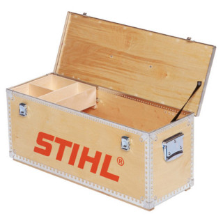 STIHL MOTORSAVSKUFFERT I TRÆ
