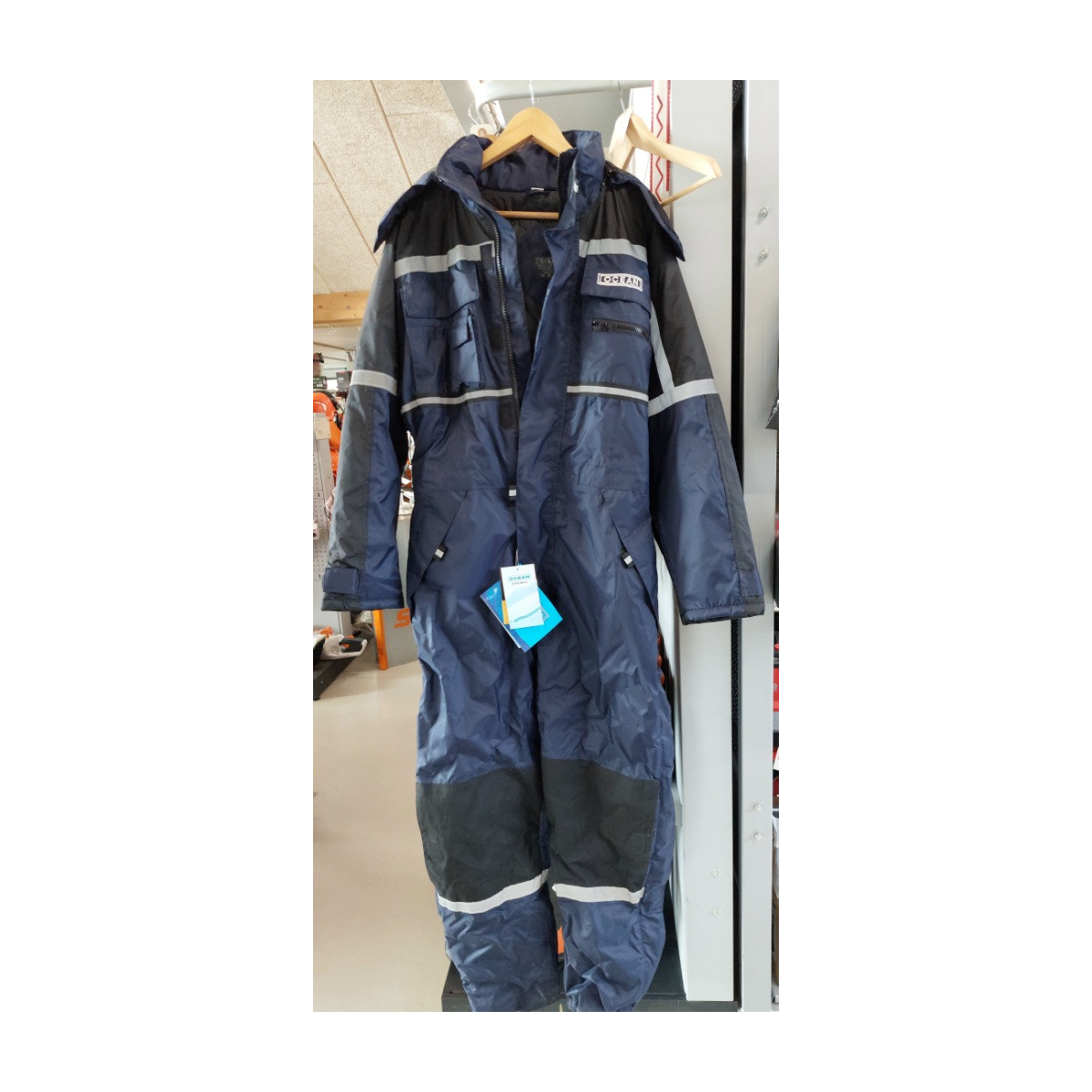 TERMOKEDELDRAGT I FLERE STØRRELSER.