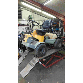 SERVICE PÅ HAVETRAKTOR/RIDER